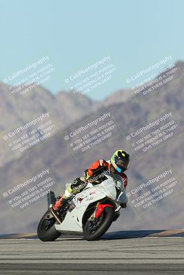 media/Dec-04-2025-Racers Edge (Thu) [[5ebc9f124d]]/3-B Group/6-Session 4 (Turn 9)/